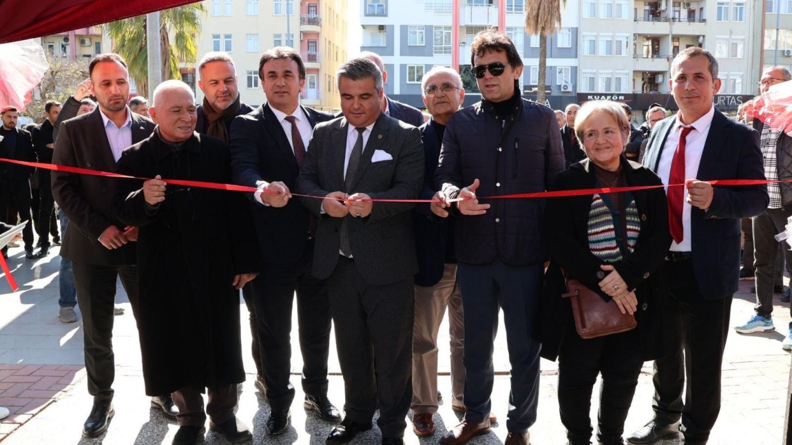 Okulumuz Gazipaşa Lisesi'nin Adının İade Edilmesi Sonrası Tabela Değişikliği Töreni Gerçekleştirildi